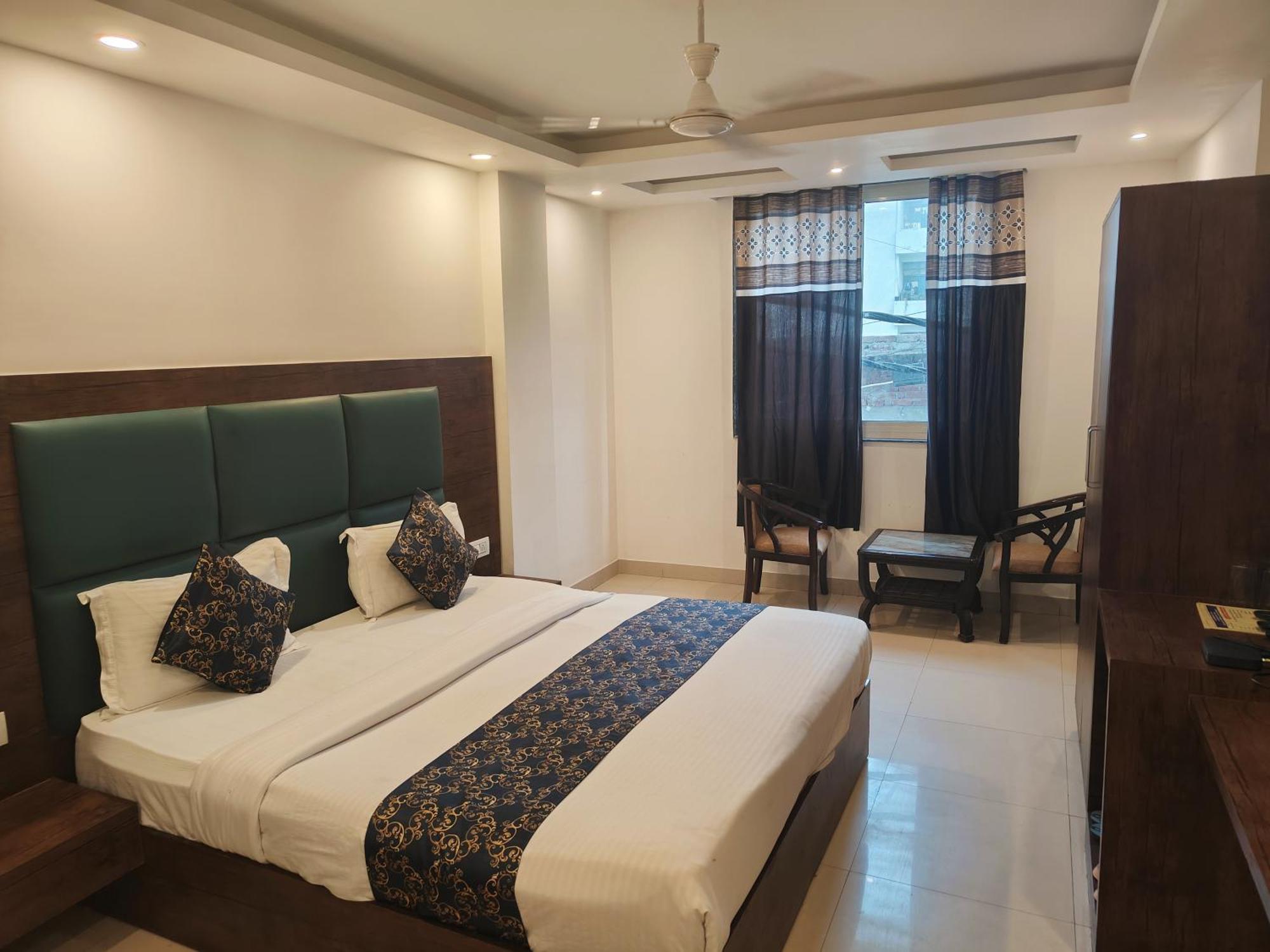 Hotel Le Mount Plaza Near Igi Airport Delhi New Delhi Exterior photo