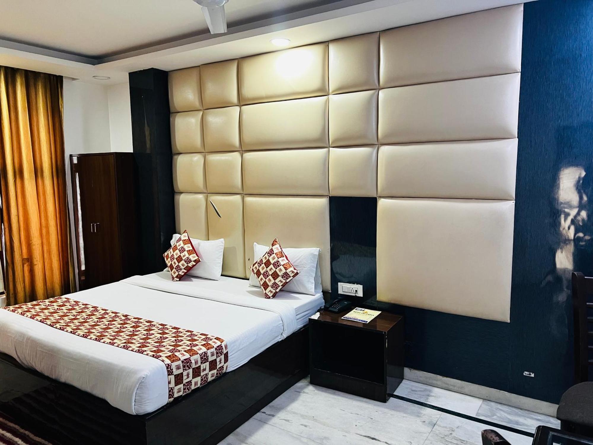 Hotel Le Mount Plaza Near Igi Airport Delhi New Delhi Exterior photo