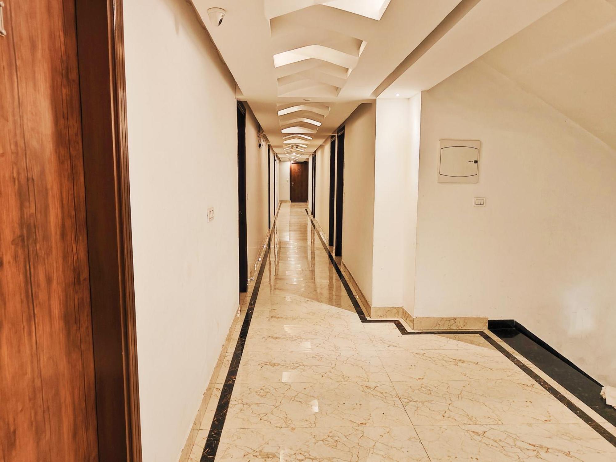 Hotel Le Mount Plaza Near Igi Airport Delhi New Delhi Exterior photo