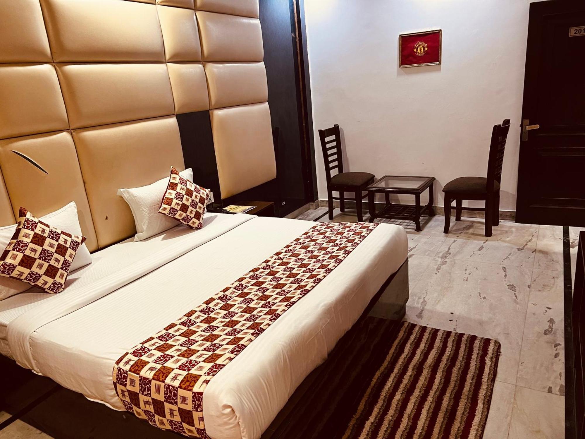 Hotel Le Mount Plaza Near Igi Airport Delhi New Delhi Exterior photo